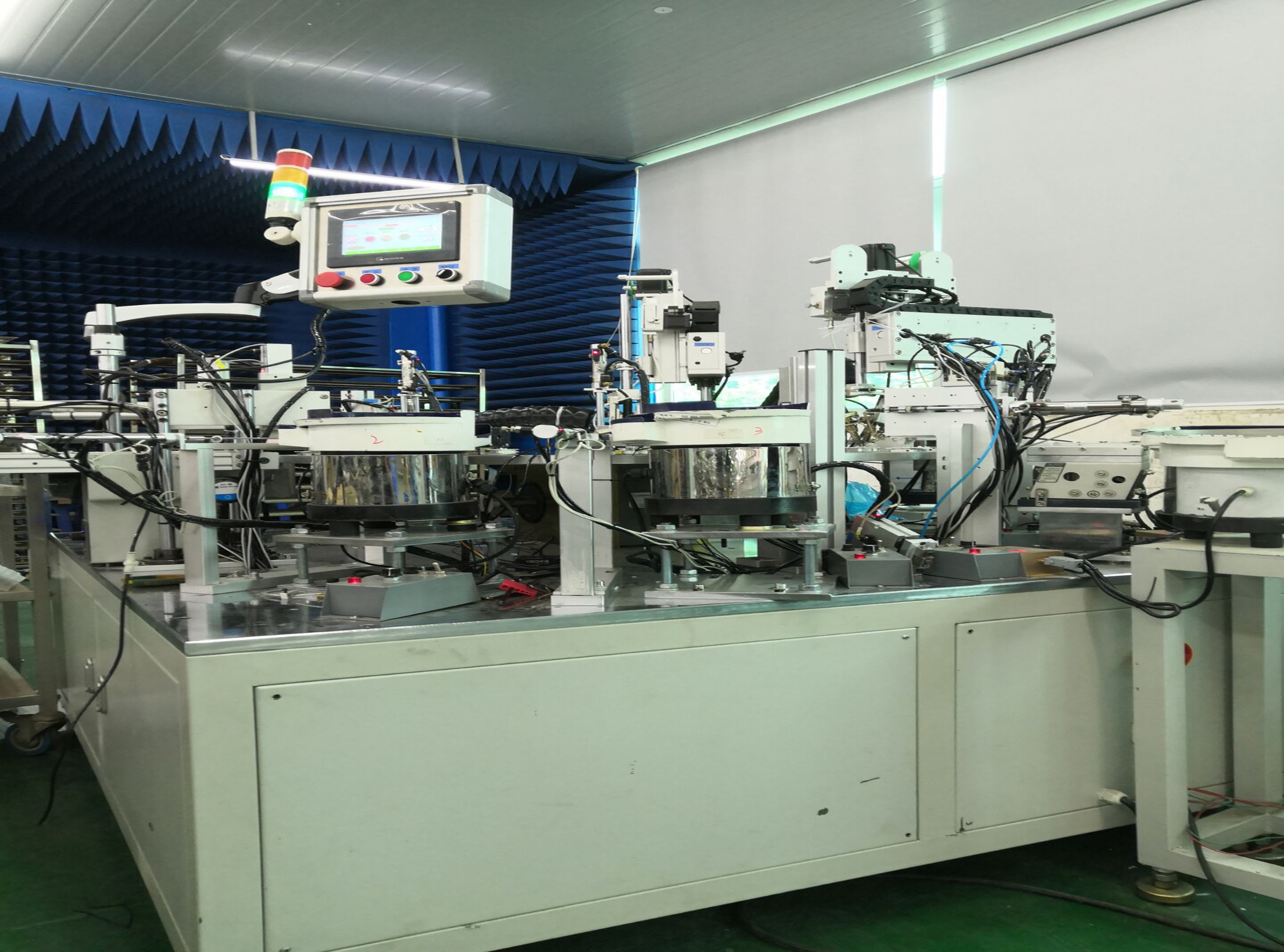 Automatic assembly equipment