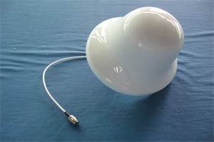 Omni-directional antenna suction a top